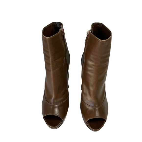 Sergio Rossi Brown Leather 5" Heel Booties, 7.5 - Picture 7 of 14